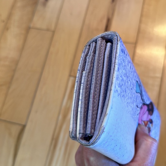 Cecil Youngfox Joyous Motherhood Wallet - Picture 9 of 13